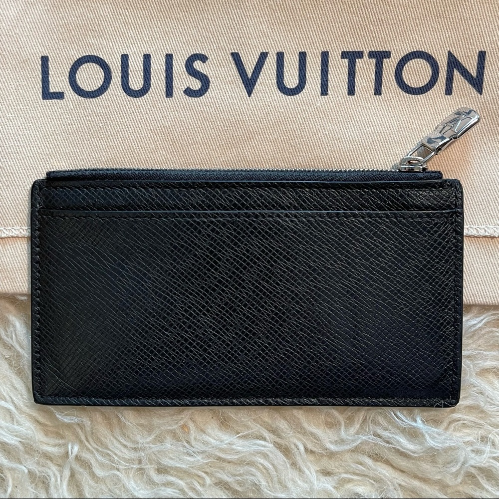 2019 Louis Vuitton Taiga Coin Card Holder Wallet - Picture 10 of 16